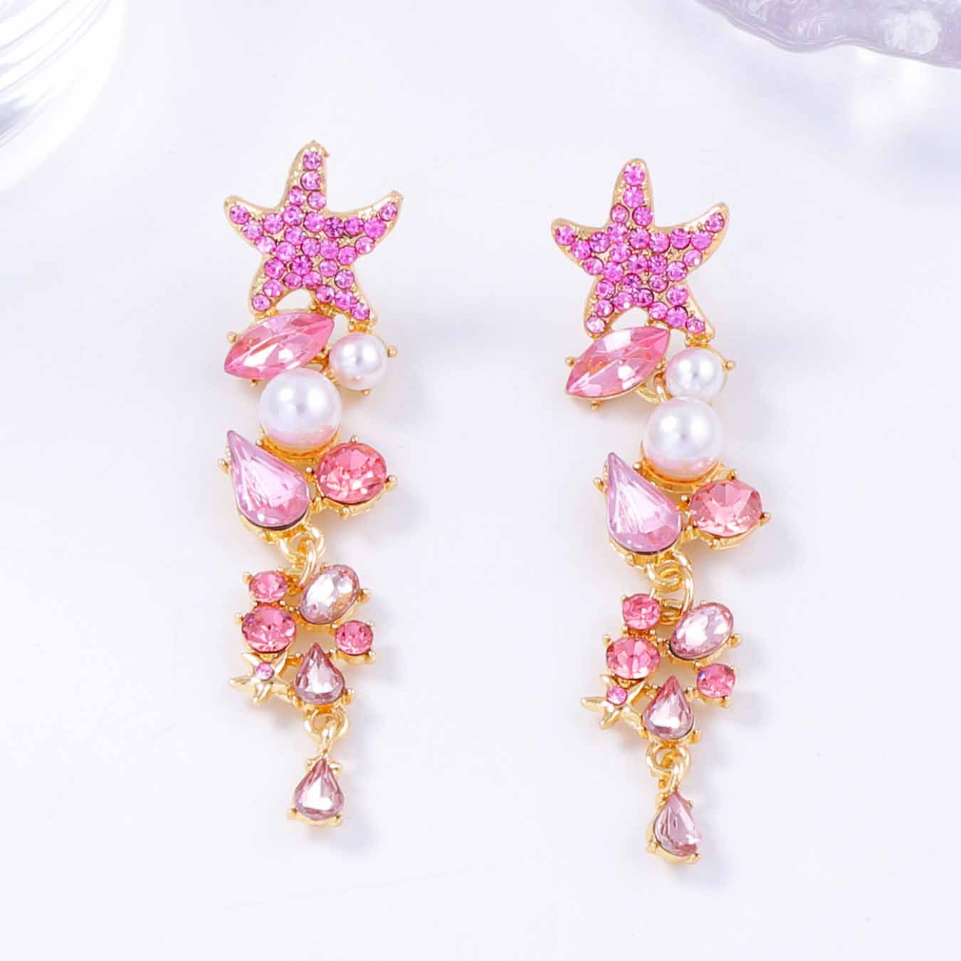 Exaggerated Starfish Long Earrings with Alloy Links, Colorful Gemstones, and Elegant Pearl Accents – Perfect for Adding a Touch of Glamour