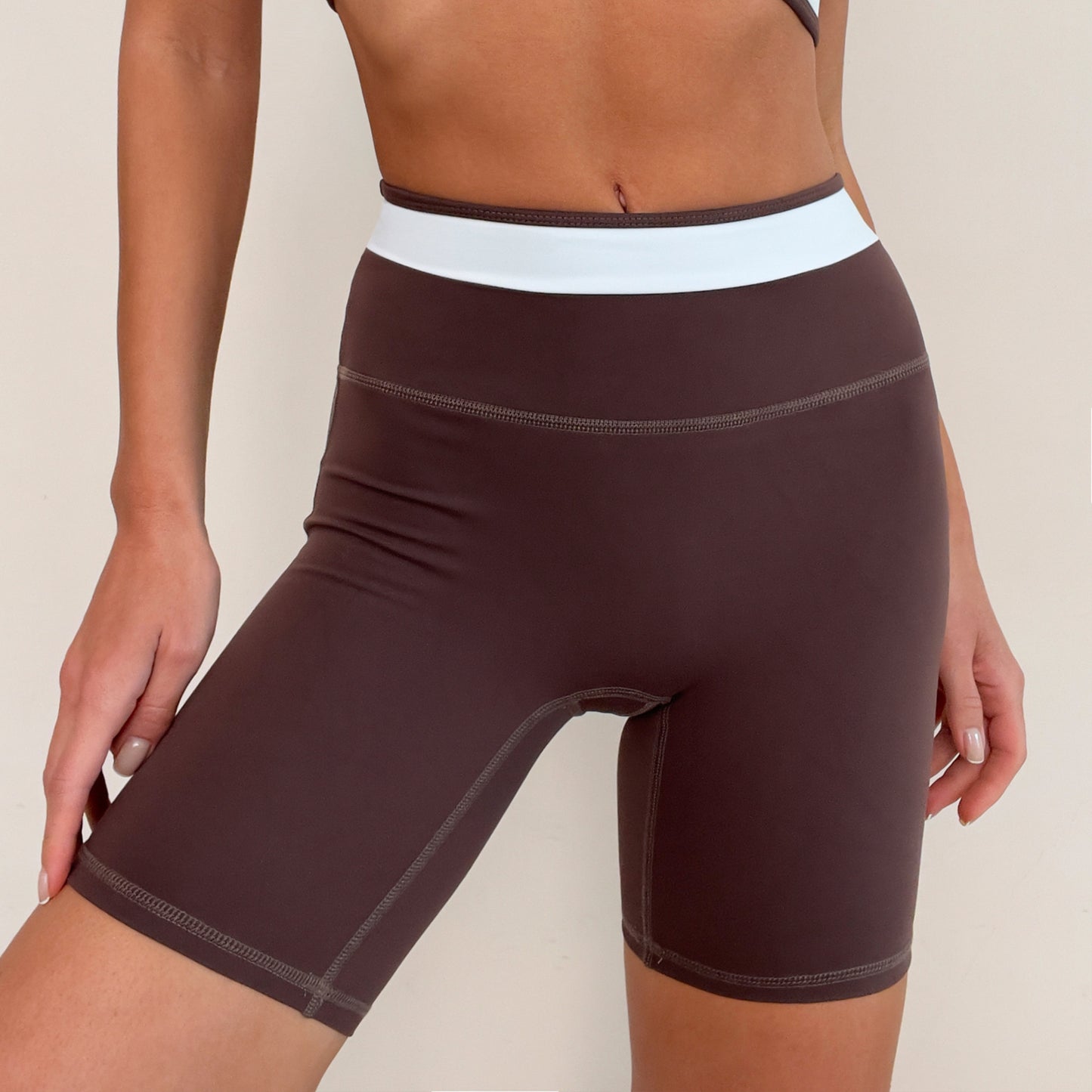 High Waisted Women's Yoga Pants Tummy Control Butt Lifting Soft and Comfy Sporty Shorts for Running Pilates and Fitness