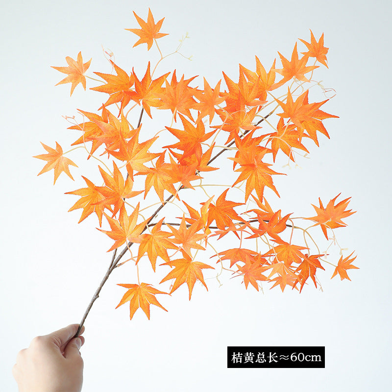 Vibrant Artificial Maple Leaves with Realistic Chicken Foot Design for Stunning Fall-Themed Garden Décor and Landscaping