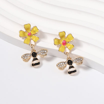 Chic Minimalist Bee and Flower Drop Earrings with Sparkling Rhinestones - Trendy and Unique Floral Jewelry for Women