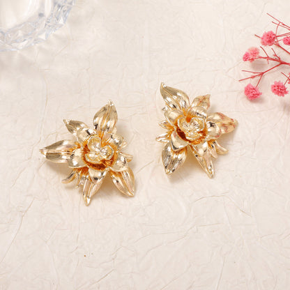 Chic Oversized 3D Floral Earrings - Versatile Statement Jewelry for Women, Perfect for Work and Everyday Elegance