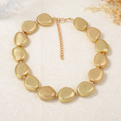 Chic and Minimalist Handmade Geometric Bead Necklace - Stylishly Versatile for Everyday Wear
