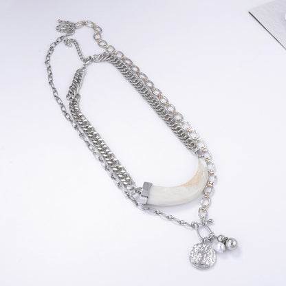 Unique Multi-Layer Animal Horn Pendant Chain Necklace - Stylish and Versatile Design for Everyday Wear