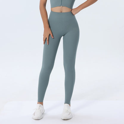 Quick Dry Seamless Yoga Set for Women Breathable Fitness Outfit with Supportive Sports Bra Peach Butt Leggings and Long Pants for Comfort and Style