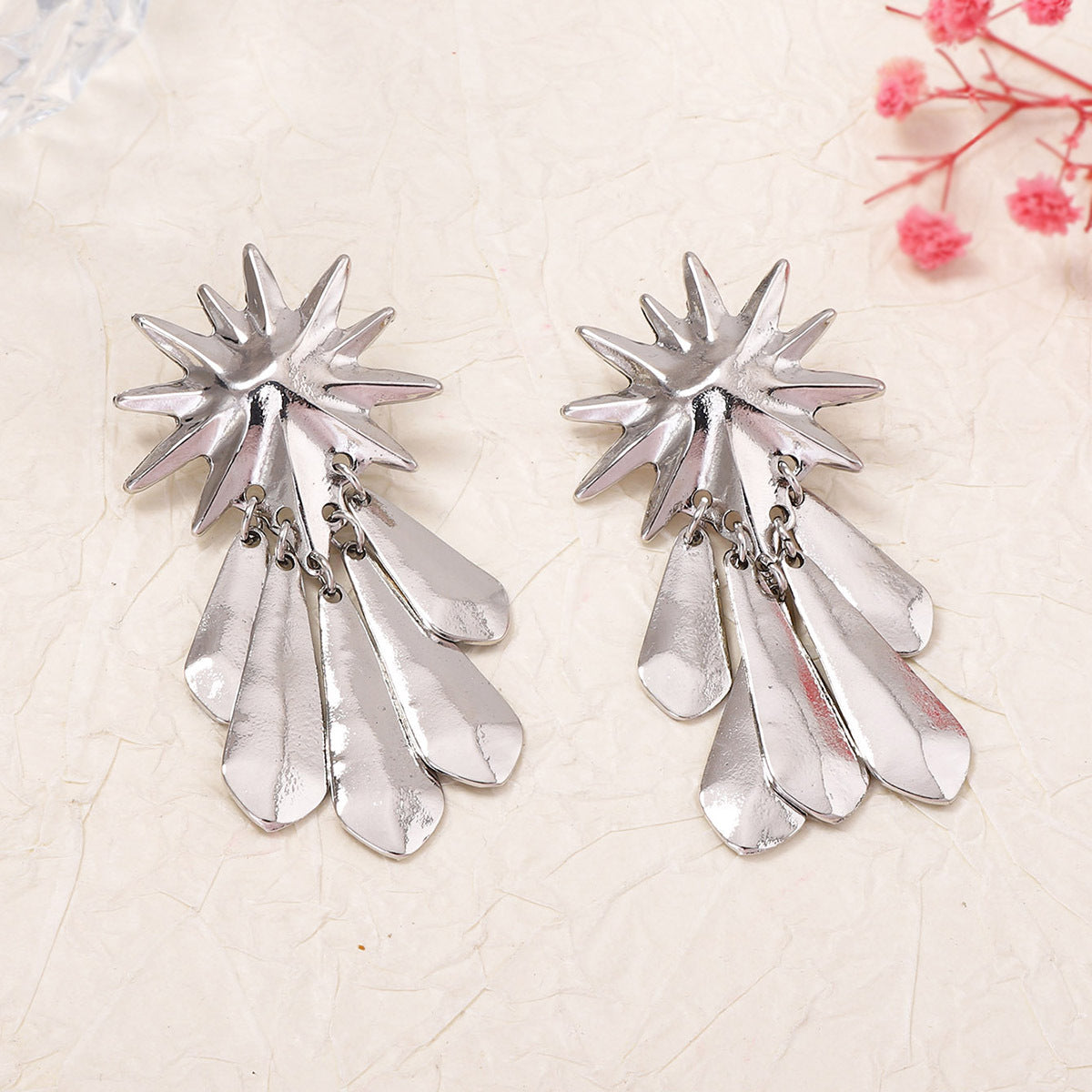 Chic Luxury-Inspired Geometric Tassel Earrings for Women – Unique Minimalist Design Perfect for Any Occasion