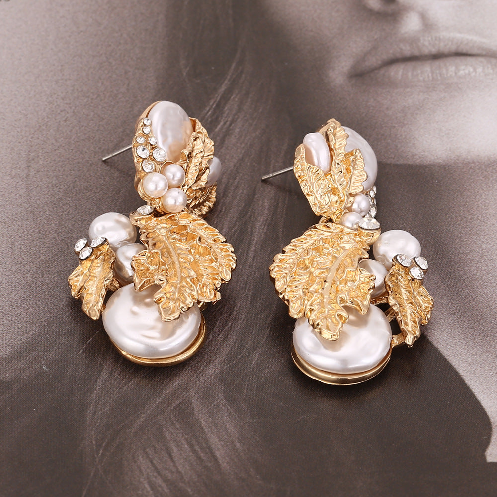 Exquisite Statement Earrings with Sparkling Rhinestones, Elegant Pearl Leaf Design - Trendy Fashion Accessory