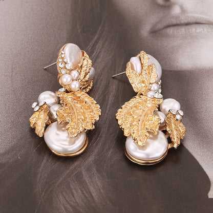 Exquisite Statement Earrings with Sparkling Rhinestones, Elegant Pearl Leaf Design - Trendy Fashion Accessory