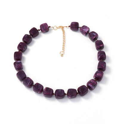 Stylish Minimalist Geometric Resin Beaded Square Necklace for Women - Elegant Choker-Style Chain for Effortless Everyday Chic