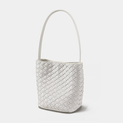 Handcrafted Vintage Bohemian Bucket Bag Chic Korean Style High End Genuine Leather Shoulder Tote for Commuters