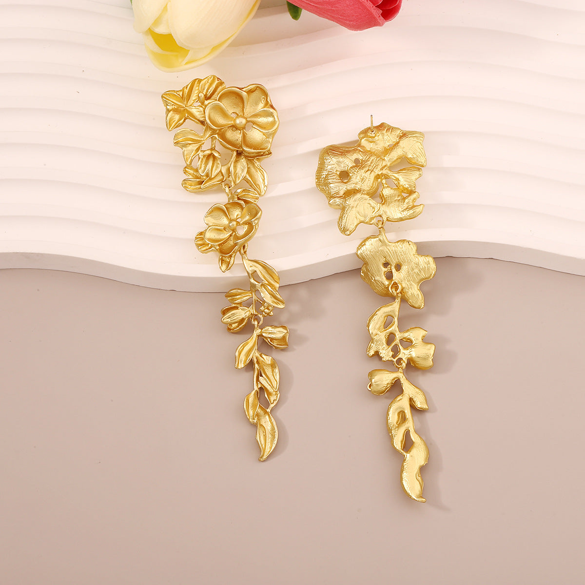 Chic and Minimalist Floral Metal Earrings for Women – Trendy, Unique, and Perfect for Any Casual Outfit