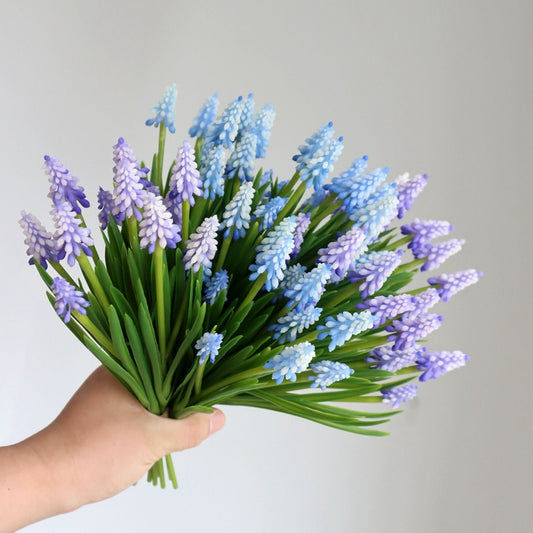 Soft and Realistic Grape Hyacinth Artificial Flower Bouquet – Stunning Plastic Bridal Handheld Arrangement for Weddings and Special Occasions