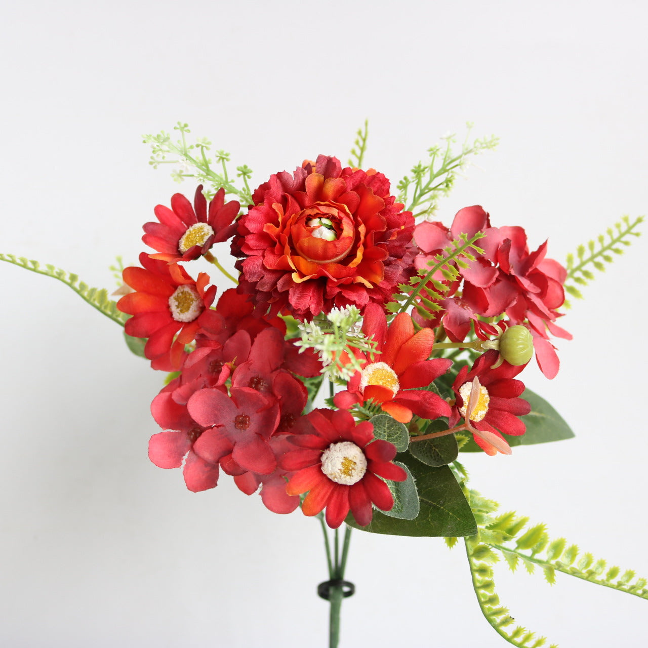 Realistic Artificial Carnations, Daisies, and Hydrangeas - Perfect Props for Photography, Home Decor, and Wedding Celebrations