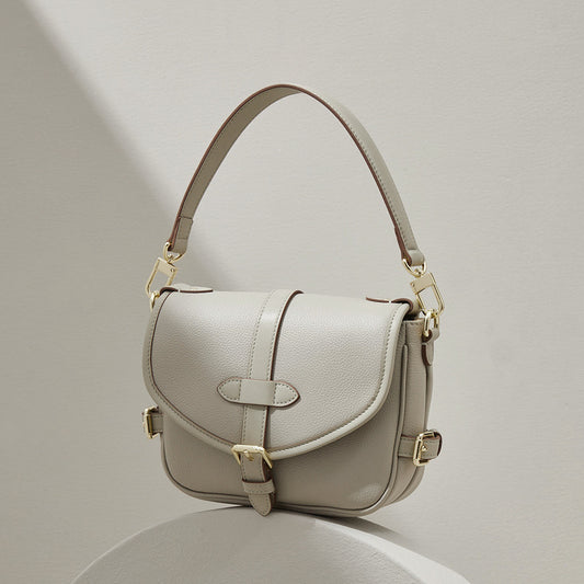 Vintage Inspired Grain Leather Saddle Bag Chic Small Square Crossbody Bag for Commuters Elevate Your Fashion Game with Luxury Feel