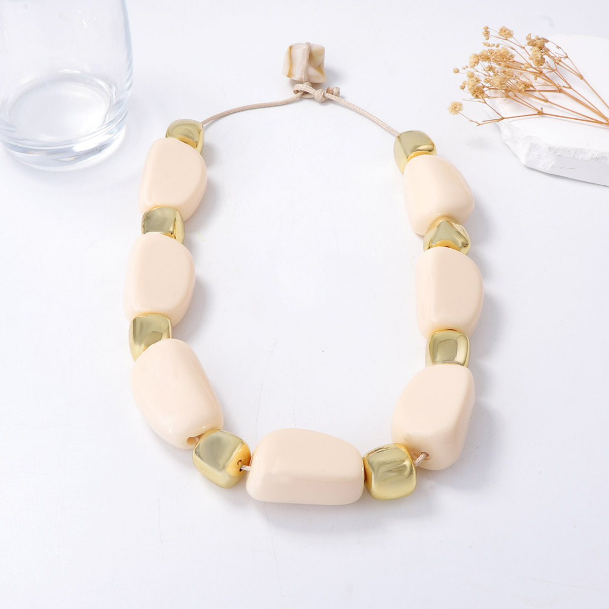 Minimalist Casual Everyday Geometric Beaded CCB Luxe Collarbone Necklace - Perfect for Daily Commuting and Versatile Styling