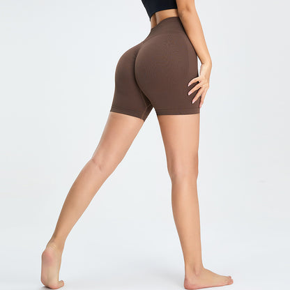 Seamless Lifted Butt Yoga Shorts for Women Quick Dry Peach Skin Fabric for Running Fitness and Gym Workouts