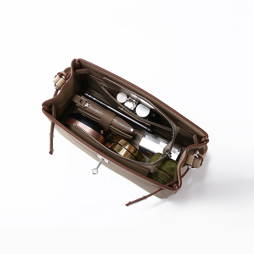 Quality Genuine Leather Vintage Lock Clutch Shoulder Bag Chic Handheld and Crossbody Design for Any Occasion