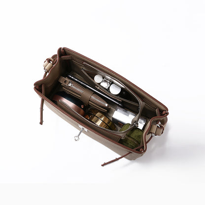 Quality Genuine Leather Vintage Lock Clutch Shoulder Bag Chic Handheld and Crossbody Design for Any Occasion