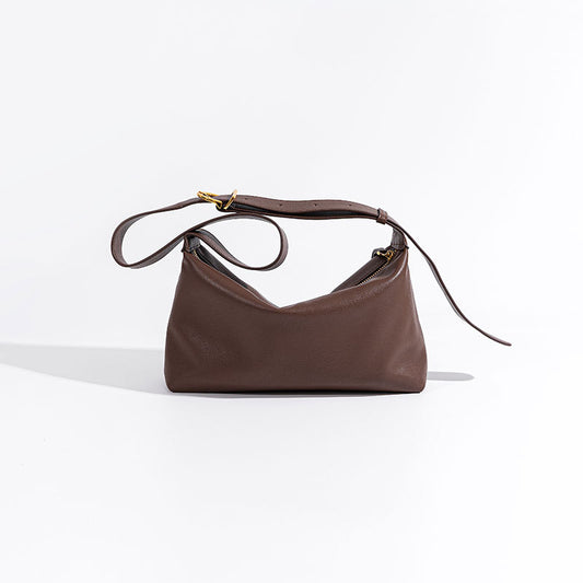 Chic Soft Leather Shoulder Dumpling Bag Crossbody Tote for Early Fall Commuter Essential in Genuine Leather with Luxury Feel
