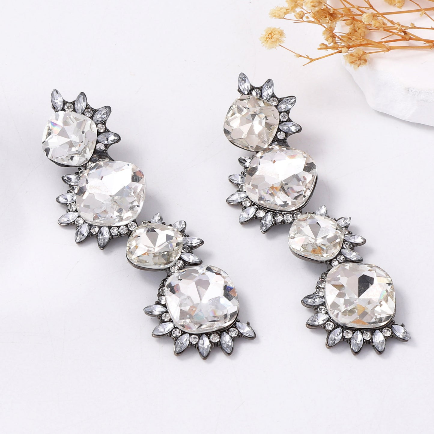 Dramatic Chic Geometric Alloy Zircon Stone Inlaid Square Dangle Earrings – Perfect for Parties and Special Events