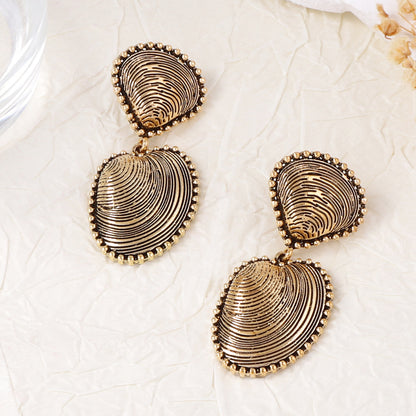 Luxurious Shell-Inspired Statement Earrings for Women - Vintage-Style Alloy Design with Unique Textures Perfect for Upscale Vacations