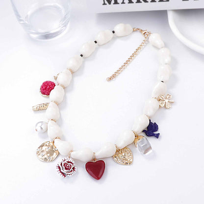 Stunning Minimalist Baroque-Inspired Faux Pearl Drop Oil Alloy Heart Insect Flower Pendant Necklace for Women - Elegant and Unique Collarbone Chain