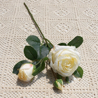 Luxurious Realistic Faux Rose Flowers in Elegant British Style for Home Decor, Wedding Celebrations, and Photography - Soft Touch Decorative Floral Arrangements