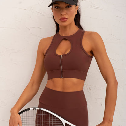 High Performance Compression Sports Bra with Long Sleeve Workout Jacket Relaxed Fit Pants and Yoga Outfit for Comfort and Flexibility