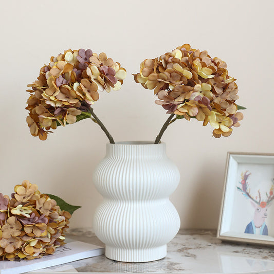 Vintage-Inspired Autumn Color Single Stem Hydrangea Faux Flowers for Wedding, Home, and Hotel Decor - Elegant Silk Floral Arrangements for Stunning Ambiance