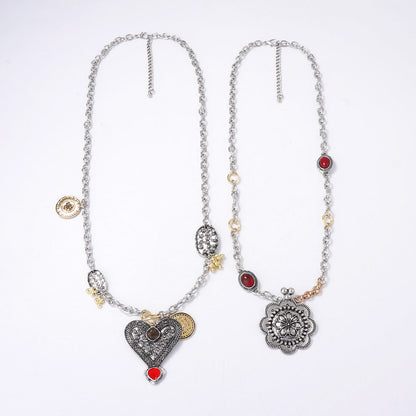 Stunning Vintage-Inspired Alloy Silver Floral Heart Pendant Necklace - Unique Double Layer Design for a Bold Statement