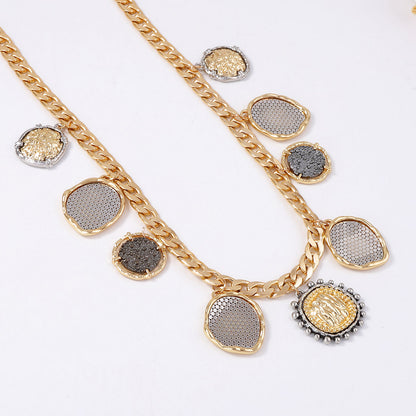 Chic Lightweight Luxury Casual Geometric Badge Coin Pendant Necklace for Women – Stylish Alloy Chain for Effortless Elegance