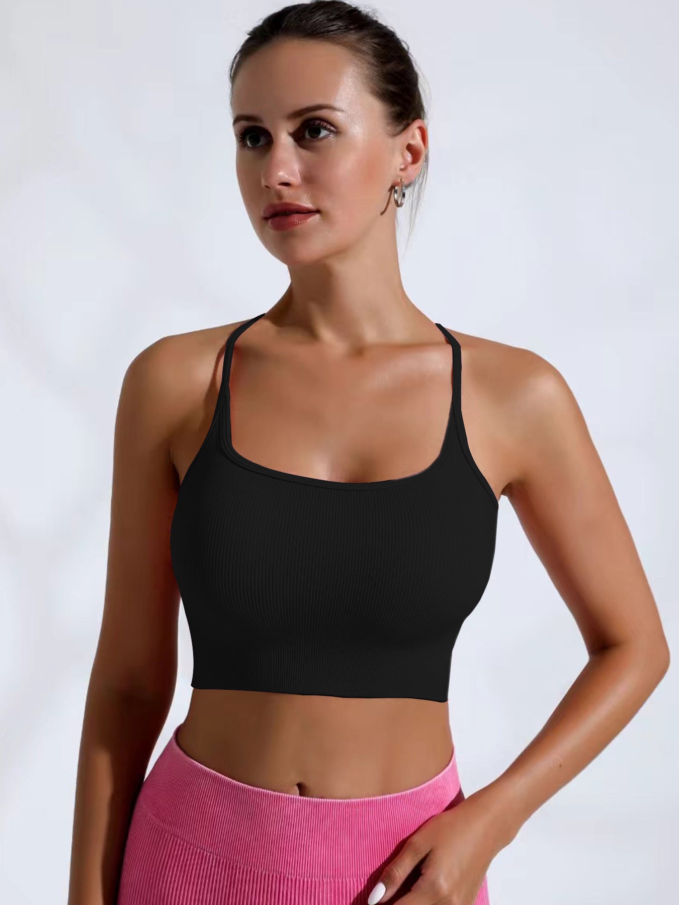 Shock Resistant Cross Back Sports Bra with Breathable Adjustable Straps for Outdoor Activities Yoga and Seamless Side Support