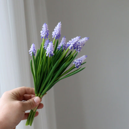 Soft and Realistic Grape Hyacinth Artificial Flower Bouquet – Stunning Plastic Bridal Handheld Arrangement for Weddings and Special Occasions