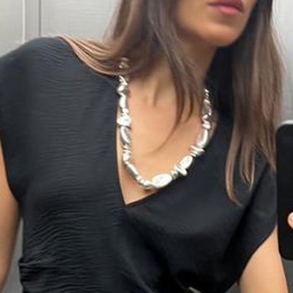 Chic Minimalist Statement Double-Layered Geometric Silver-Plated Necklace – Unique and Elegant Design for Exquisite Layering