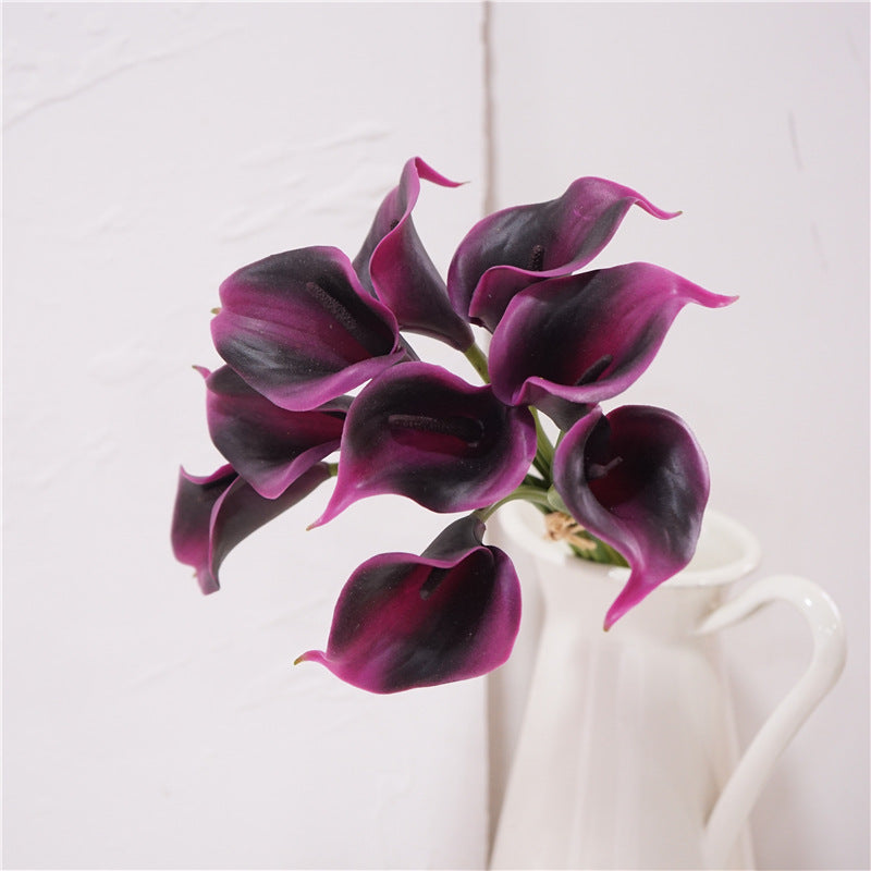 Elegant European-Style Soft Touch Faux Calla Lily Bouquet for Home Décor – Perfect for Living Room and Coffee Table Accent, Durable Plastic Artificial Flowers