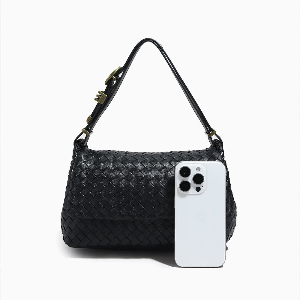 Handcrafted Fall Women's Woven Tote Bag Chic and Unique Handheld Purse for Autumn and Winter for Everyday Use