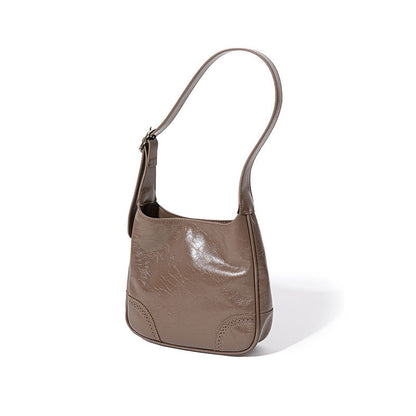 Vintage Inspired Chic Underarm Bag Exclusive Luxury Handbag in Grain Oiled Leather