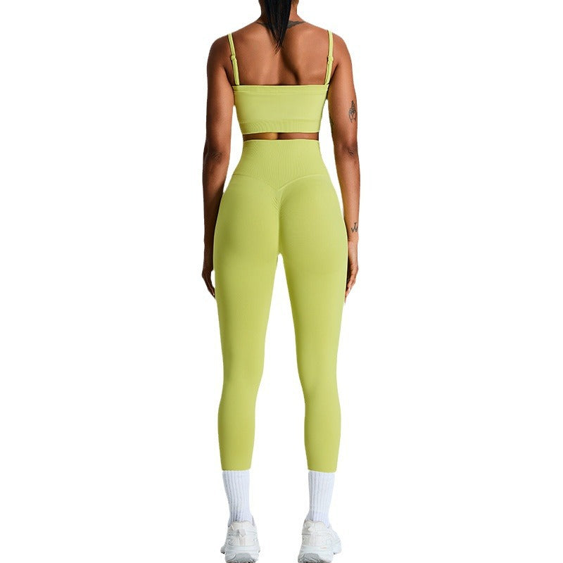 Seamless Women's Yoga Outfit Set Adjustable Sportswear for Outdoor Running and Fitness Activities