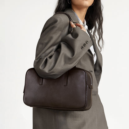 Luxury Fall Winter Genuine Leather Tote Bag Spacious Boston Commuter Handbag for Professionals