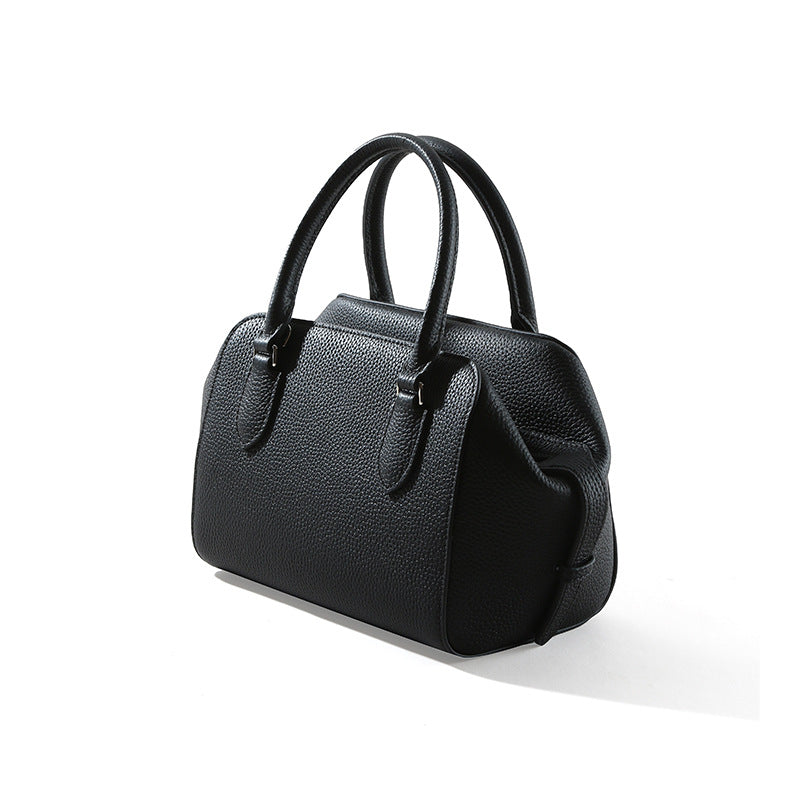 Real Leather Women's Large Capacity Zipper Crossbody Bag Chic Boston Handbag for Fashionable Women