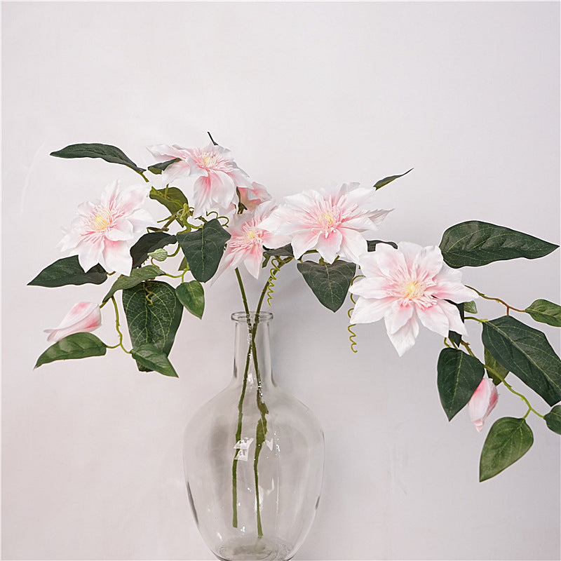 Elegant European-Inspired Faux Clematis Vine - Single Stem Greenery for Exquisite Ceiling Décor and Floral Arrangements