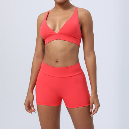 Peach Butt Lifting Yoga Outfit Set with Cross Back Design and Built in Bra and Comfortable 2 Piece Women's Athletic Wear for Optimal Fitness Performance