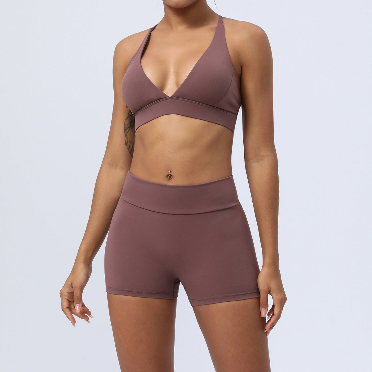 Peach Lift Yoga Outfit Set with Cross Back Design and Built In Chest Pads Women's Two Piece Fitness Apparel for Comfort and Style