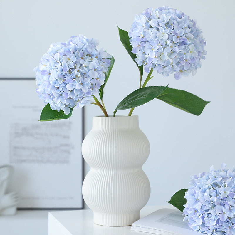 Single Stem Artificial Silk Hydrangea Flower - Perfect for Wedding Decorations, Photo Walls, and Floral Arrangements