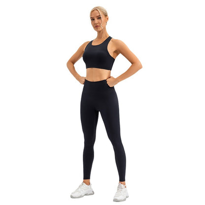 Quick Dry Women's Yoga Outfit Set for Running Fitness and Workout Sessions and Comfort Fit Yoga Apparel