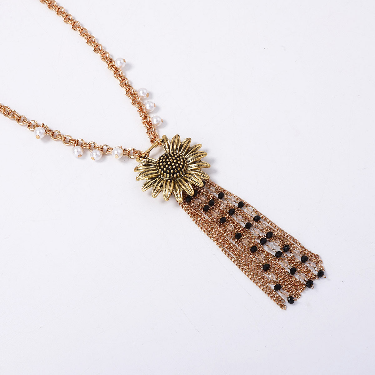 Bohemian Chic Floral Tassel Pendant Necklace - Vintage Inspired Lightweight Luxury Beaded Chain Jewelry for Unique Style