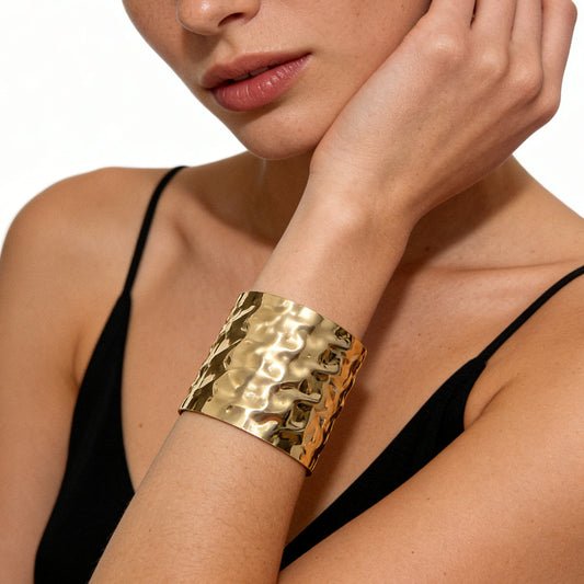Vintage-Inspired Minimalist Geometric Open-Cuff Metal Bracelet for Women - Stylish, Casual, and Perfect for Everyday Commuting