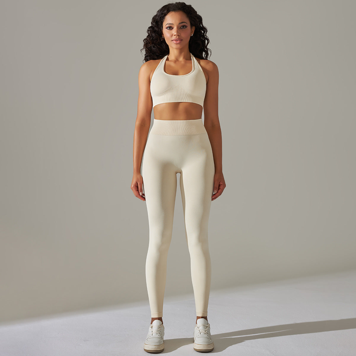 Seamless Back Bralette Yoga Shorts and Peach Butt Leggings Set for Running Fitness and Yoga