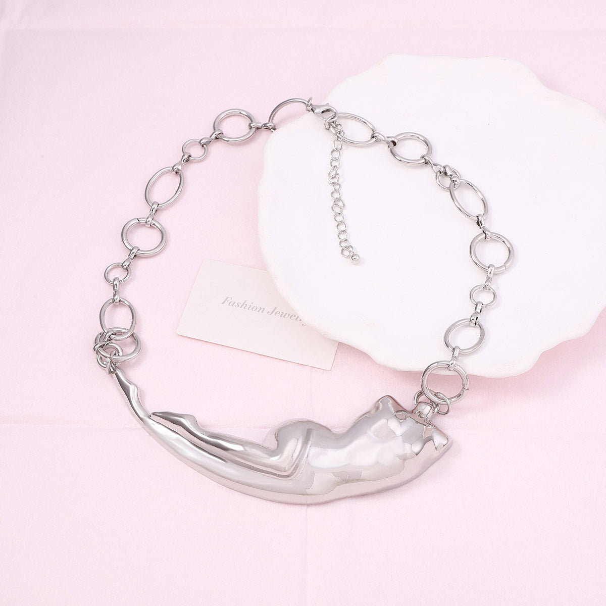 Stylish Minimalist Irregular Abstract Pendant Necklace - Versatile Statement Piece for Hip Hop Punk Fashion Enthusiasts