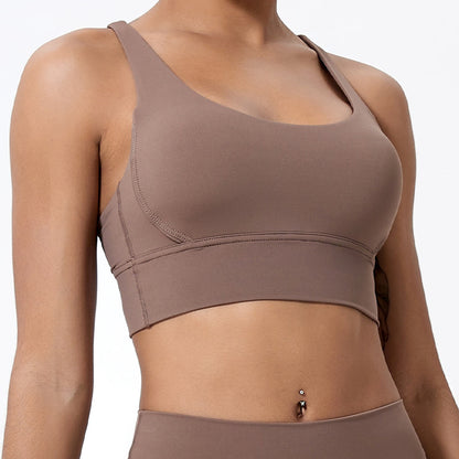 Sports Bra with Adjustable Straps for Enhanced Support for Running Yoga and Gym Workouts Shock Absorbing Seamless Design for Comfort and Fit