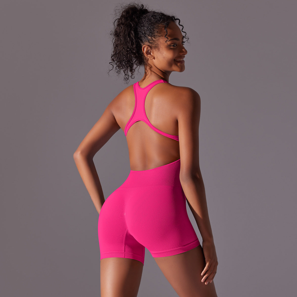 Seamless Yoga Bodysuit for Women Sculpting Back Design Butt Lifting and One Piece Activewear for Pilates Fitness and Gym Workouts